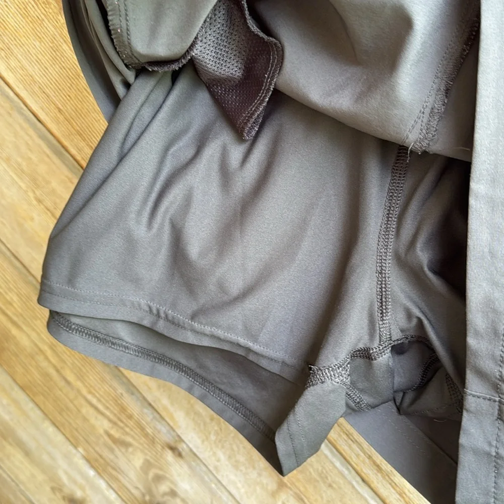 Eddie Bauer women’s gray athletic golf active skirt skort shorts size 12 - Picture 3 of 5